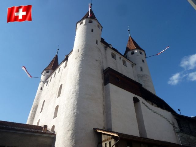 Das Schloss Thun wurde 1190 erbaut.